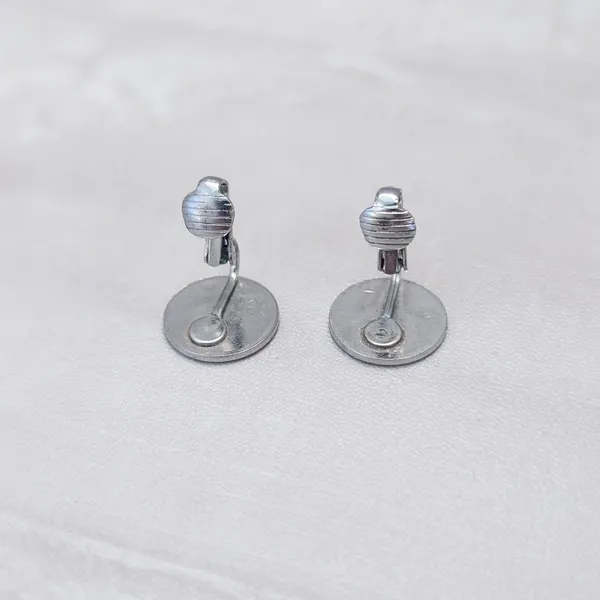 Vintage Clip On Earrings 5/8" Mirrored Silver Tone Disk - Marks - Fair Condition - Image 6