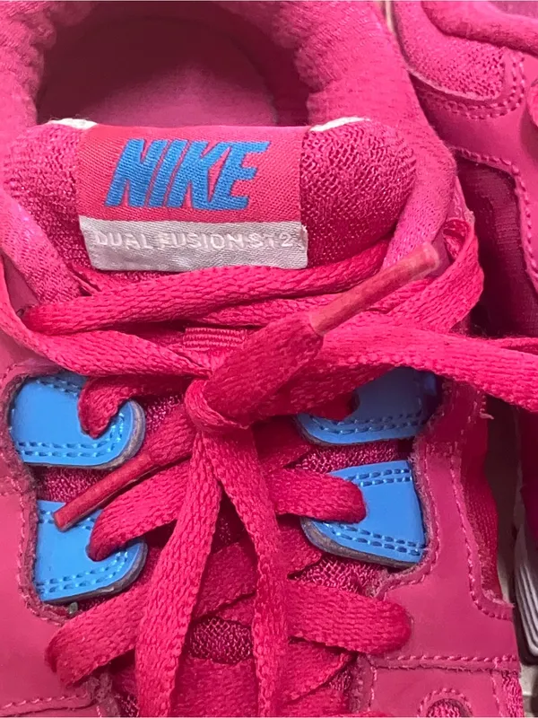 Nike Dual Fusion ST2 Women Size 8 pink Running Mesh 45240 - Image 8