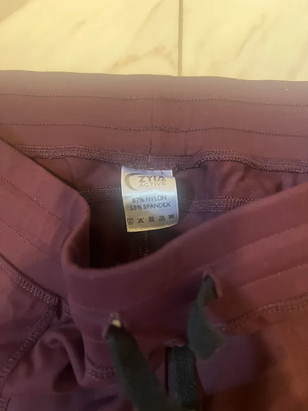 Zyia Joggers - Image 3