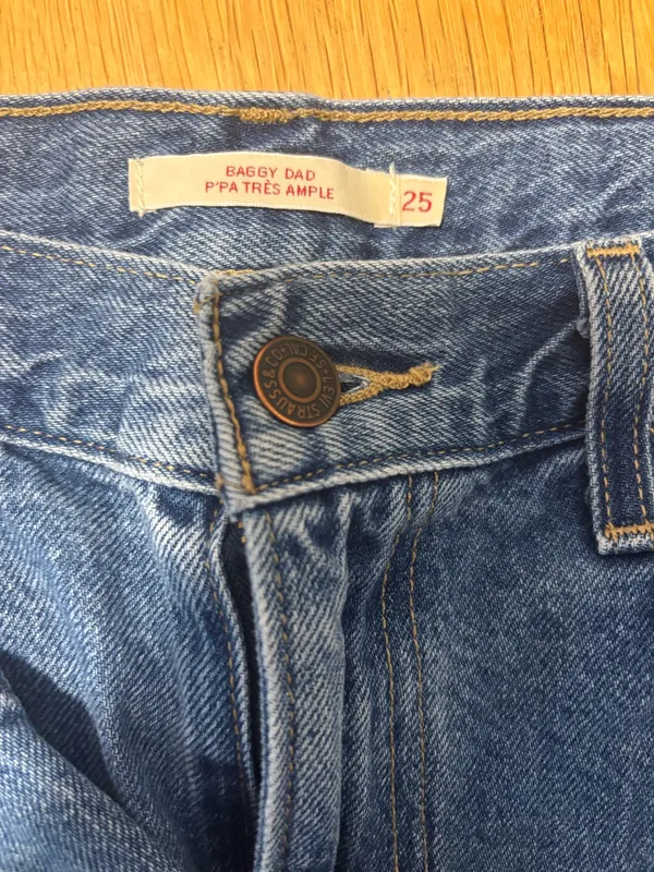 Levi's Baggy Dad Jeans - Image 2