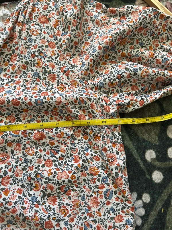 Loft outlet floral blouse (L) - Image 7