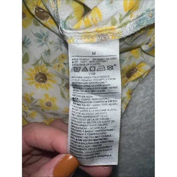Old Navy Floral Peplum Blouse M Yellow Ditsy Cottagecore Puff Sleeve - Image 8