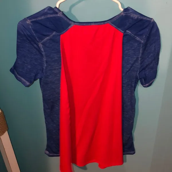 DC Comics Superman T-shirt with Cape - Image 2