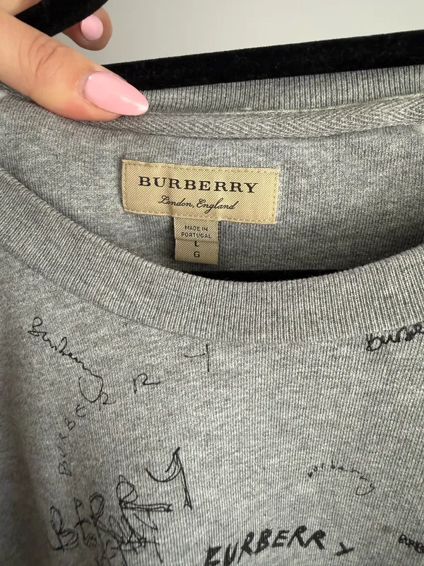 Authentic Burberry Vintage Crewneck  - Image 2