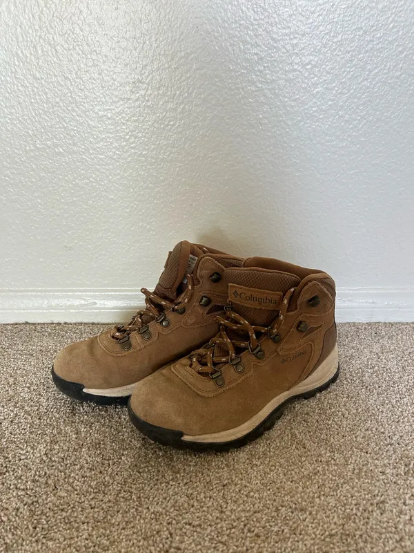 Hiking Columbia Boots Women’s - Image 2