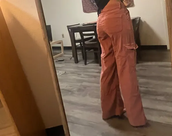 American Eagle Cargo Pants - Image 5
