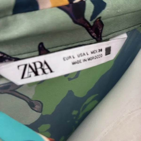 Zara Floral Satin Effect Blouse Large - Image 8