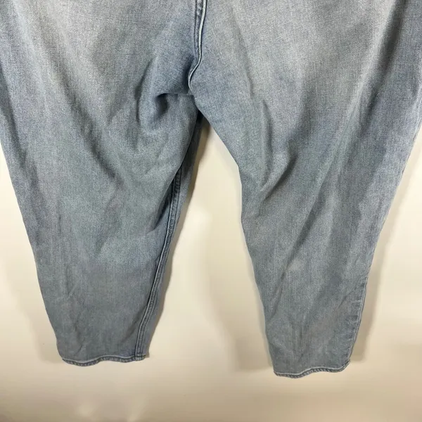 Abercrombie & Fitch Curve Love‎ Mom High Rise Distressed Jeans Light Wash 32/14R - Image 7