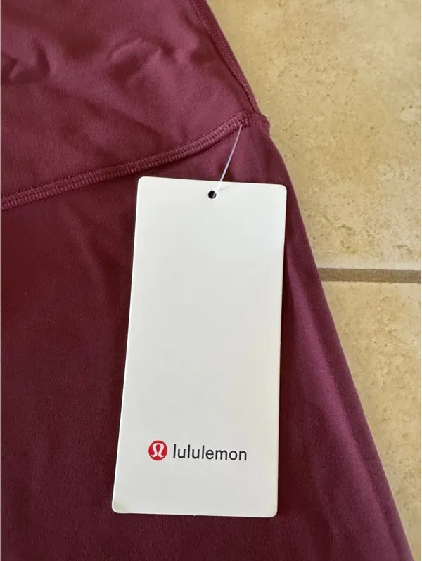 Lululemon Align High Rise 28” Red Merlot Size 18 NWT - Image 5
