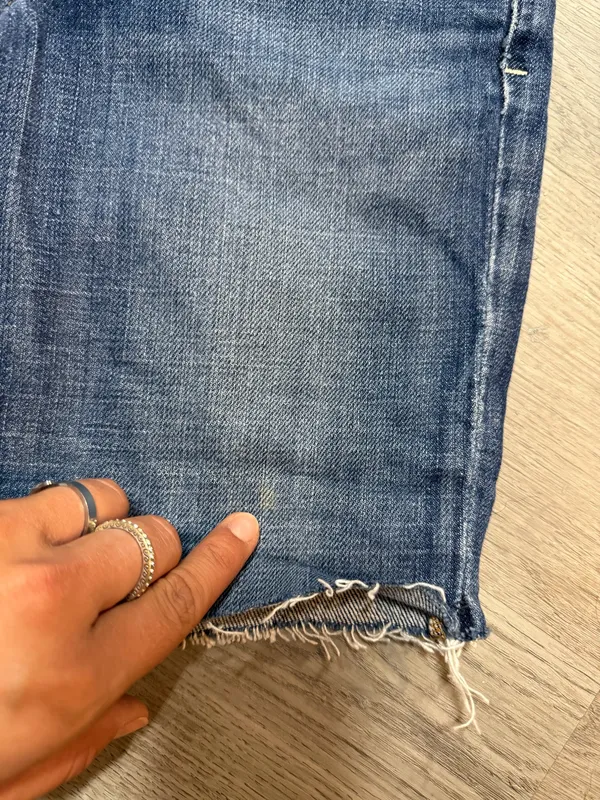 Citizens of humanity low waist cut off shorts - Image 2