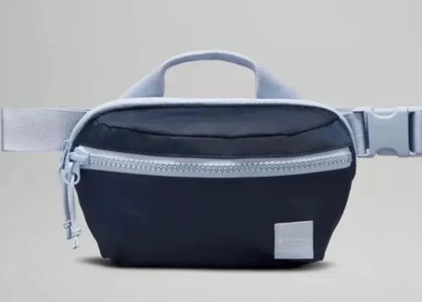 Lululemon All Day Essentials Belt Bag 2.5L True Navy/Blue Linen 🆕 SOLD OUT - Image 10