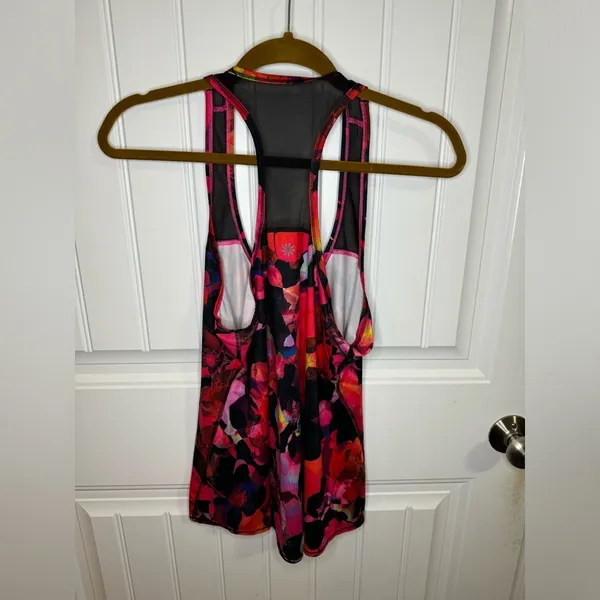 Athleta Hot Pink and Black Mystique Chi Mesh Active Racerback Tank - Image 4