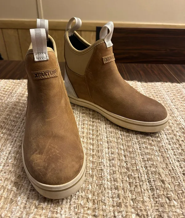 Xtratuf Boots Brown Size 6.5 - Image 2
