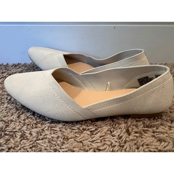 Time and Tru Women's Size 7 Ivory Knit Memory Foam Ballet Flats - Image 2