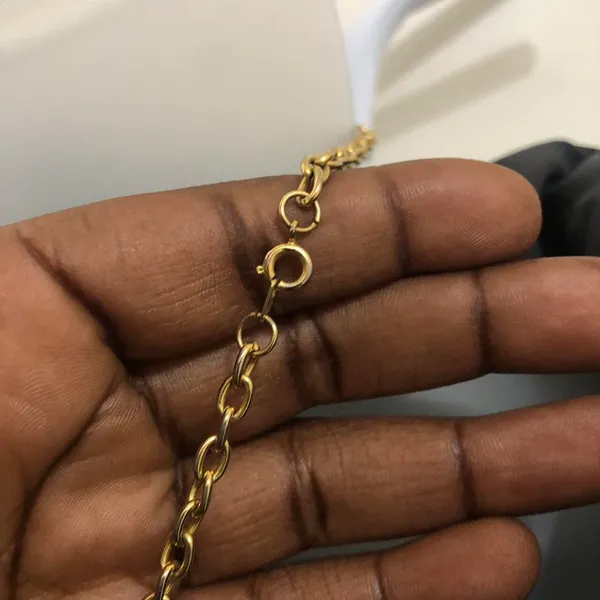 90s Unique edge streetwear Gold tone sand dollar pendant medallion necklace jewelry. - Image 6