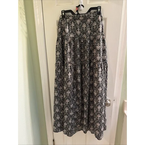 Promesa Boho Tiered Maxi Skirt Floral Women's Size L Split‎ Elastic Waist Hippie - Image 4