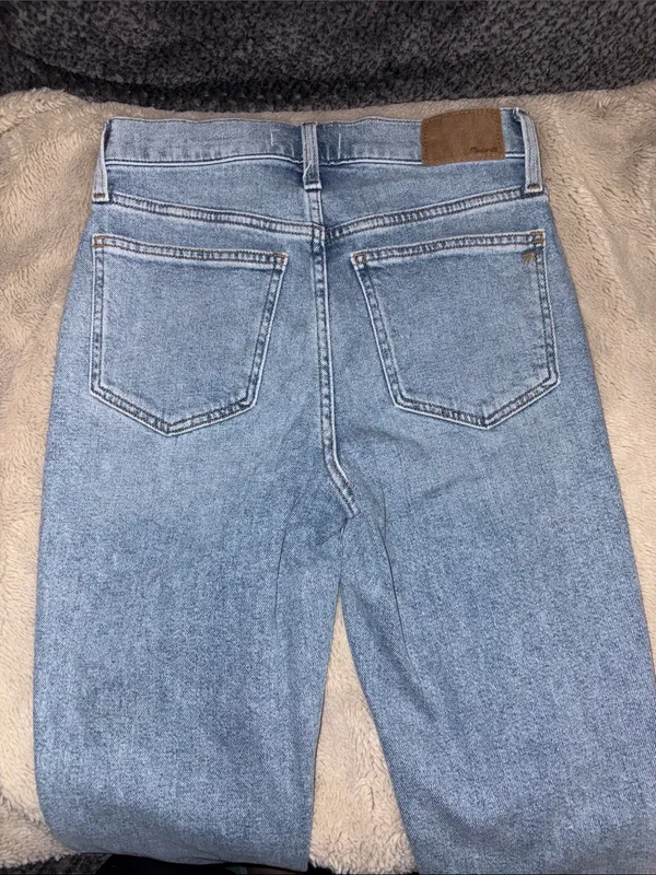 Madewell The Perfect Vintage Distressed Jean, Size 25 - Image 3
