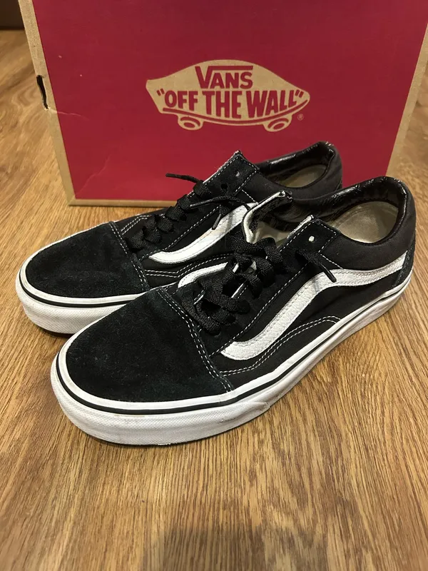 VANS old skool black suede lace up shoes sneakers women’s 8.5 Preowned - Image 2