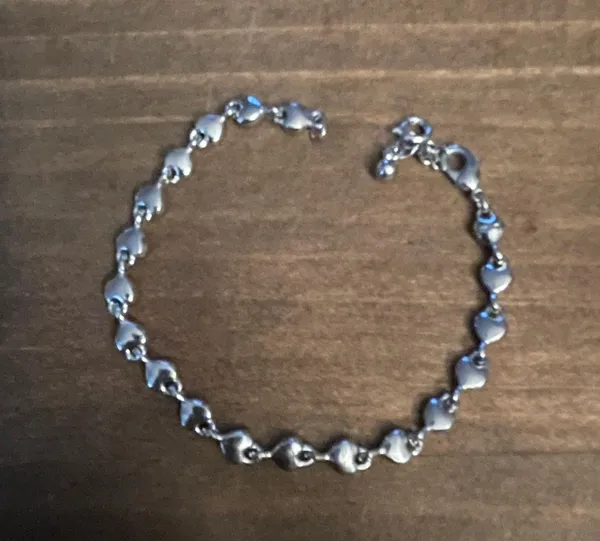 RN Signed Rhinestone Heart Link Bracelet Silver - Image 5