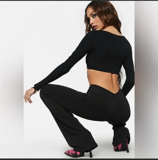 Urban Outfitters brand new the kript long sleeve crop small - Image 3
