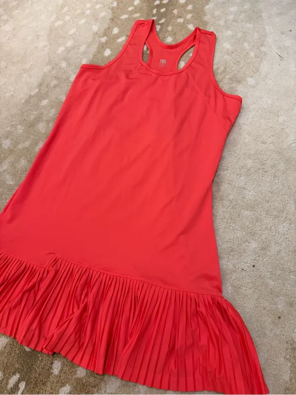 Tail Activewear Tennis Dress S Red Racerback Pleated Ruffle Hem Golf Athletic - Image 3