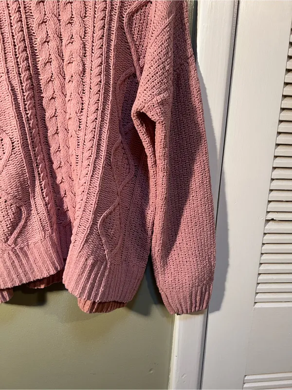 SO Womens Size Large Crewneck Sweater Chenille Light Pink Cable Knit Balloon Slv - Image 4