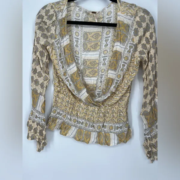 Free People Gold and Cream Women's Top - Image 2