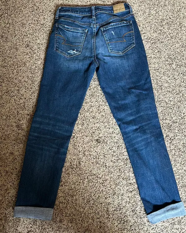 American Eagle Holey Jeans - Image 4