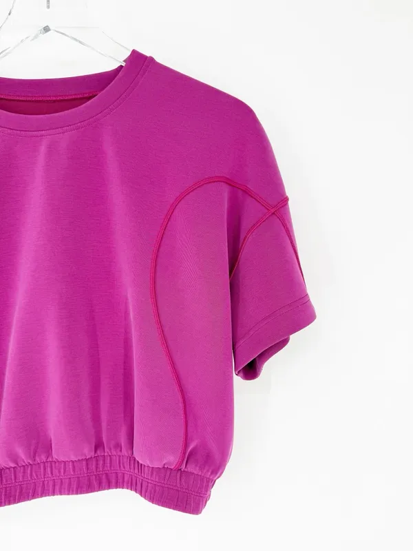 Lululemon Softstreme Gathered T-Shirt Women's 10 Magenta Purple - Image 4