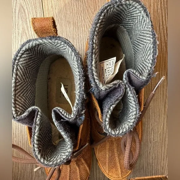 UGG Waterproof Leather Duck Boots Herringbone Wool Collar‎ Brown Lace Up size 8 - Image 5