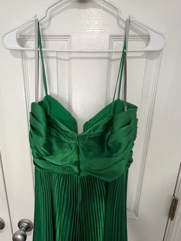 ML Monique Lhuillier Hammered Satin Charmeuse Pleated Gown - Image 10