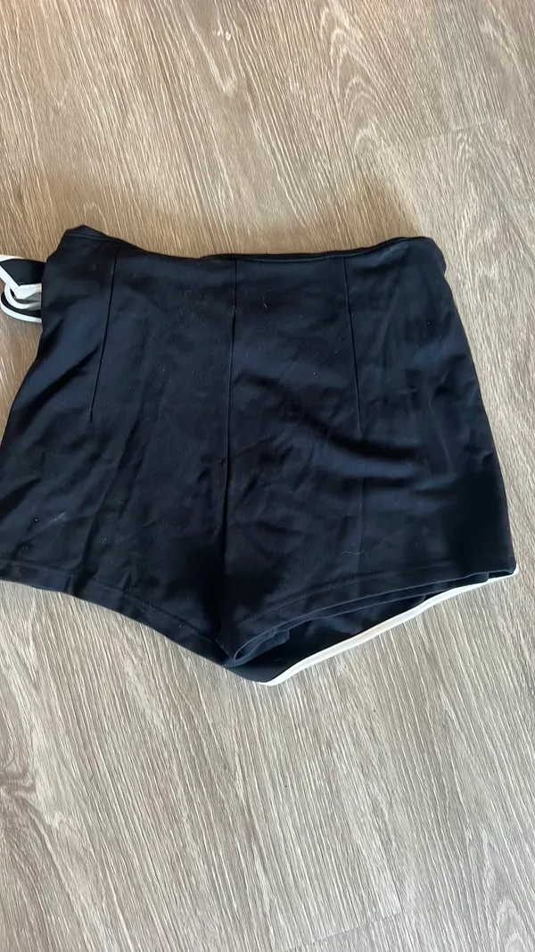 Forever 21 Wrap Skort - Image 3