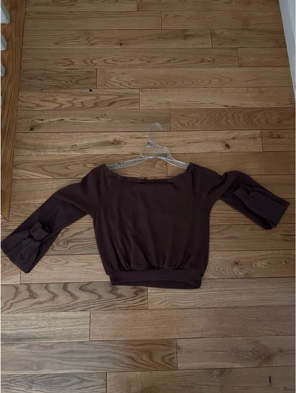 Windsor Off-The-Shoulder Long Sleeve Top - Image 3