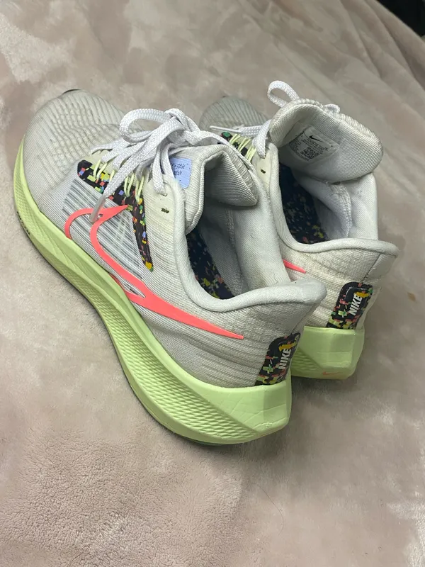 Nike Air Zoom Pegasus 39 Running women Shoes size 9 - Image 4