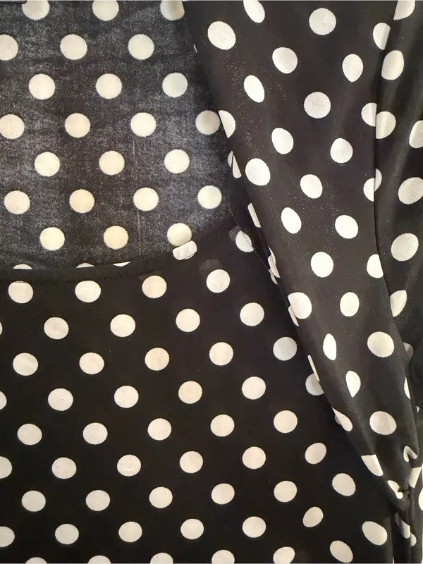 Hot Topic Black and White Polka Dot Short Sleeve Top Size LG - Image 3
