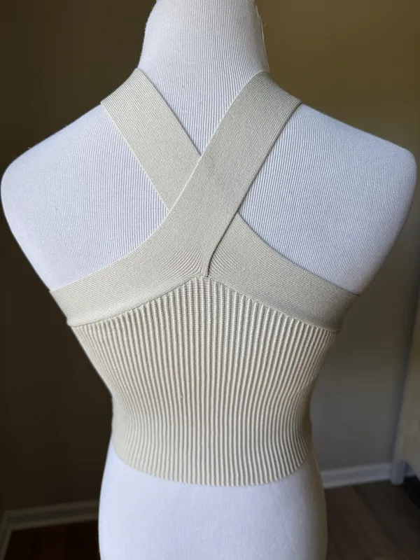 Aritzia Babaton Sculpt Knit Criss Cross Tank Top - Image 5