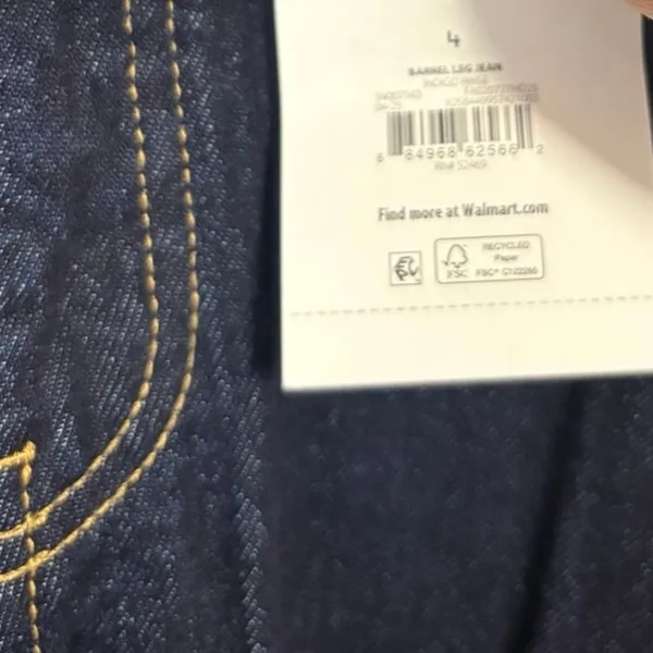 Free Assembly Dark Wash Barrel Leg Jeans Size‎ 4 - Image 5