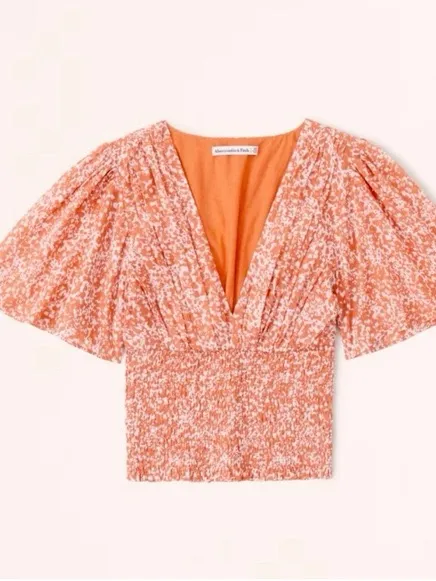 Abercrombie & Fitch Rust and White Floral V-Neck Smocked Crop Blouse - Image 2