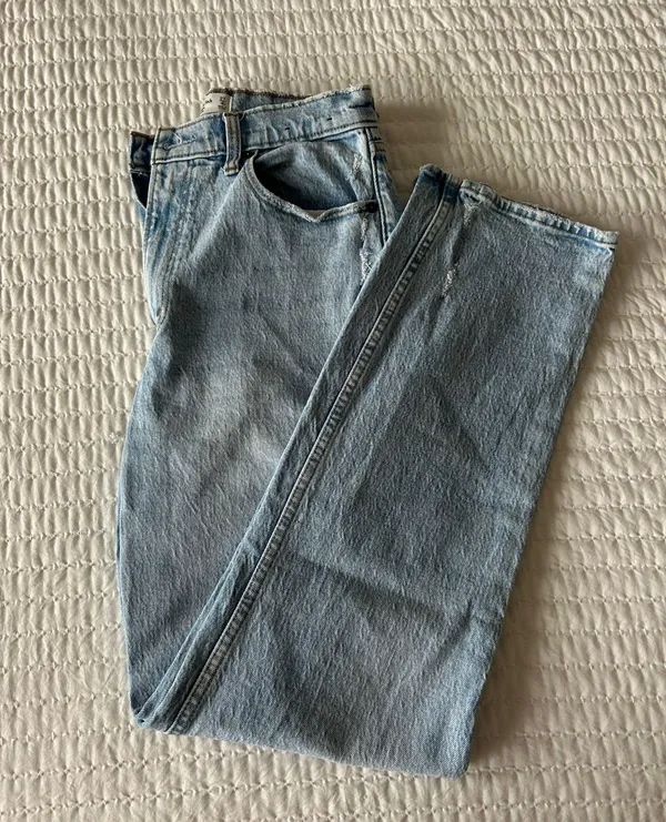 Abercrombie Jeans - Image 2