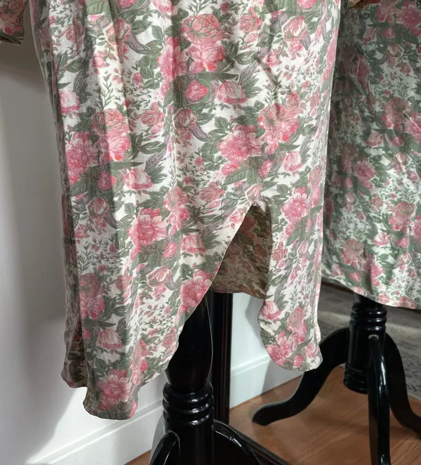 Victorias Secret Gold Label Floral Nightgown - Image 3