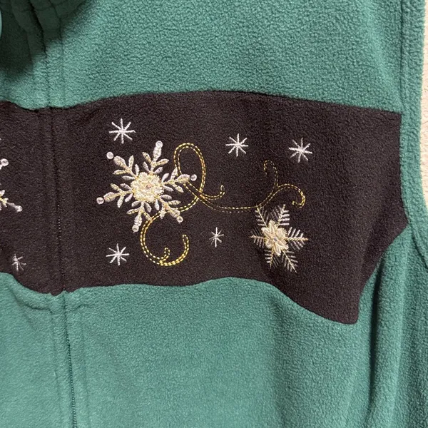 Basic‎ Editions Green Fleece Vest Snowflake Embroidery Zip Up Collar Winter XL - Image 5