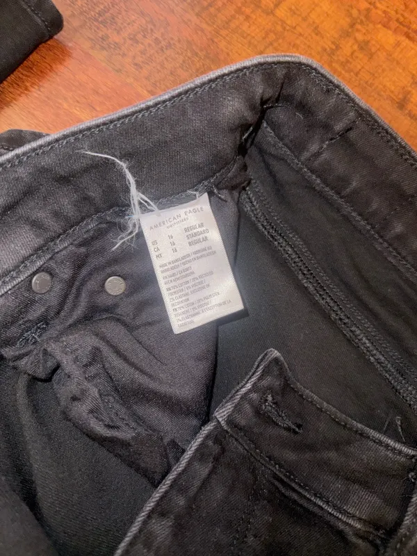 American Eagle Flare Jeans - Image 2