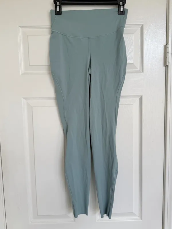 Lululemon Wunder Train High-Rise Sage Green Women's Active Yoga Leggings 8 - Image 2