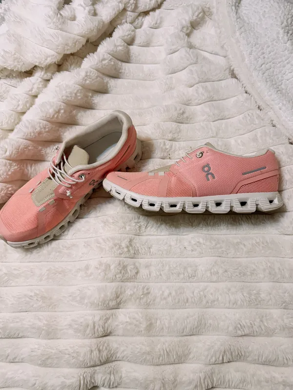On Cloud Running Shoes - Image 2