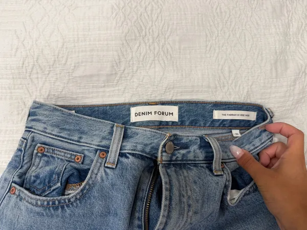 Aritzia Jeans Denim Forum High-Rise - Image 4