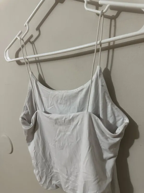 Pink Rose Women's White Spaghetti Strap Seamless Cami Top - Image 3