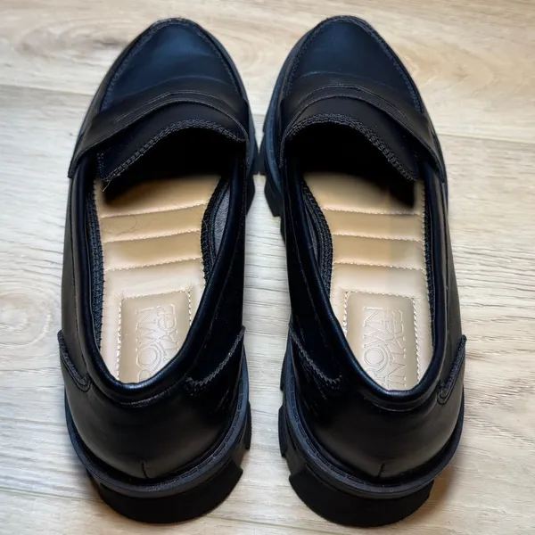 Crown Vintage Black Loafer Size 7.5 Women's - Image 3