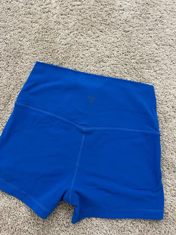 TNA Biker Aritzia High-Rise Shorts 3in - Image 3
