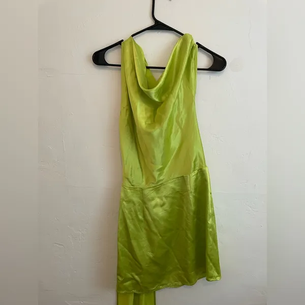 NONCHALANT LABEL X FASHIONPASS NATALIE DRESS in citrone - Image 8