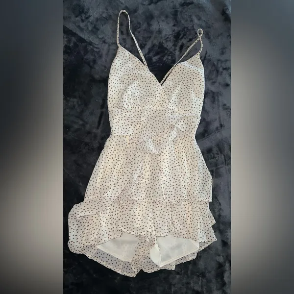 Princess Polly The Keilan Wrap Romper in Beige Size 4 - Image 5